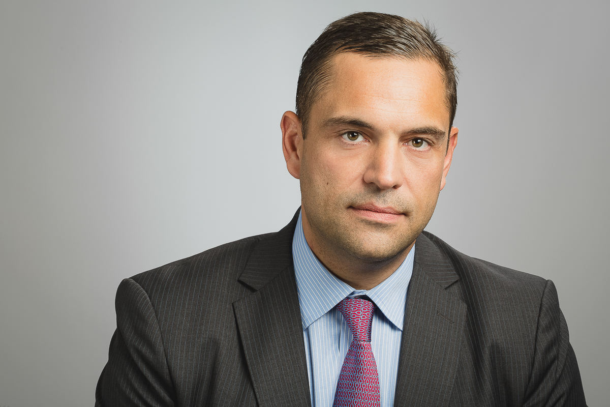 Insurance advisor